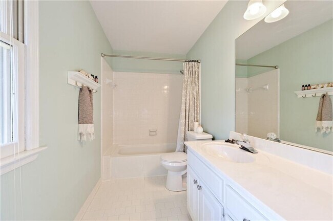 Building Photo - 8903 Carroll Manor Dr