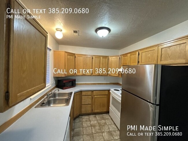 Building Photo - 1696 W 680 N