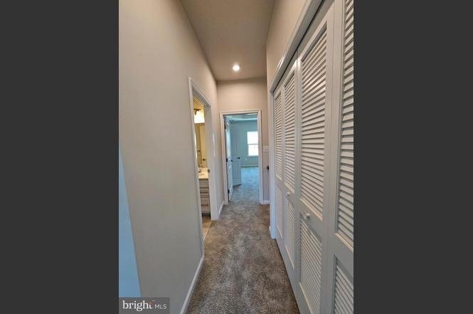 Building Photo - 4523 Briarhaven Dr