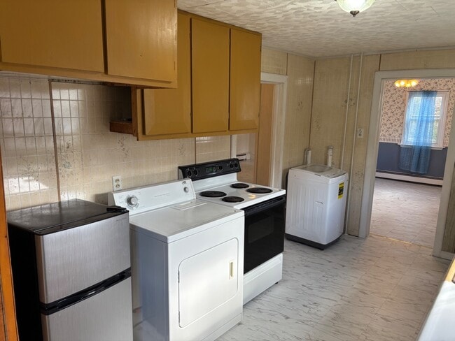 Building Photo - 1308 17th Ave