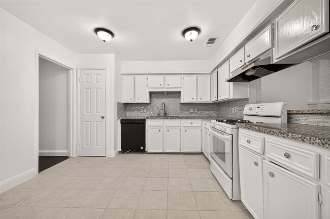 Building Photo - 7214 Addicks Clodine Rd