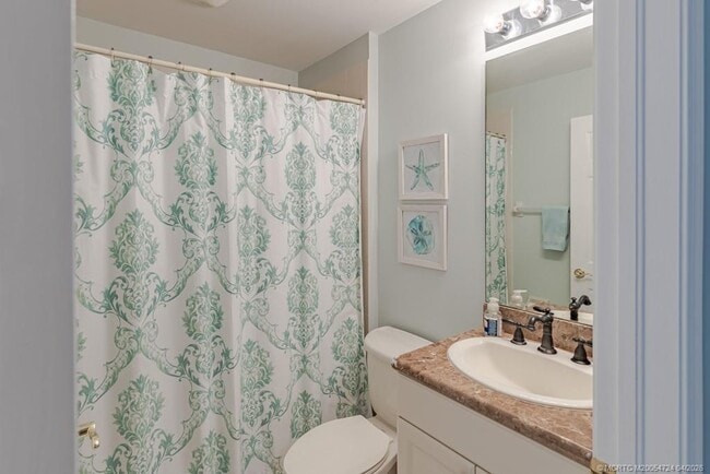 Building Photo - 2371 SW Carriage Hill Terrace