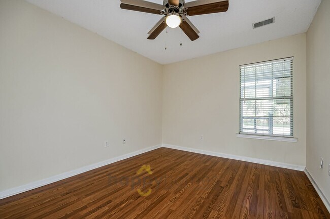 Building Photo - Modern 3/2 with Serene Pond Views in Dunes West