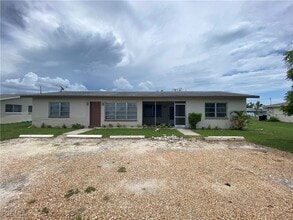 Building Photo - 330 Palmetto Dr