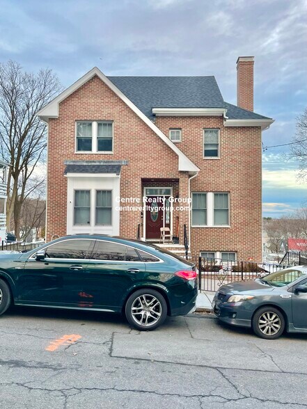 Building Photo - 64 Langley Rd