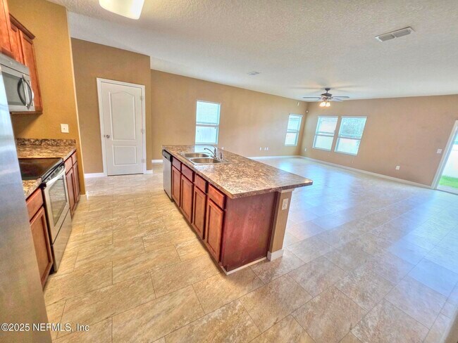 Building Photo - 8595 Dylan Michael Dr
