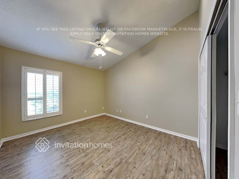 Building Photo - 228 Churchill Dr