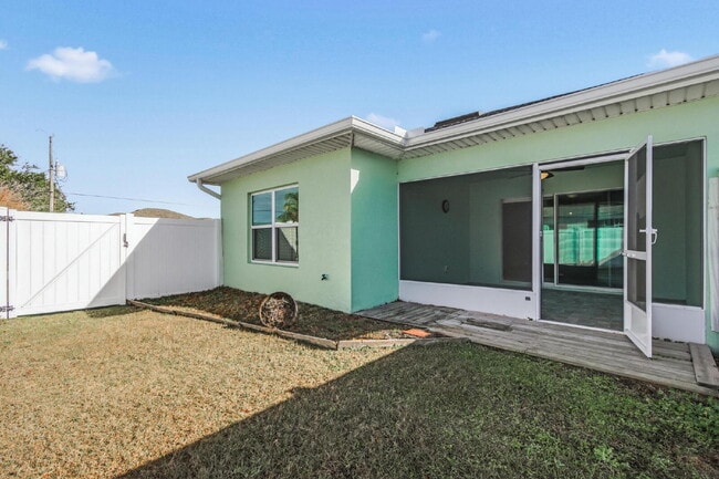 Building Photo - Matanzas Woods