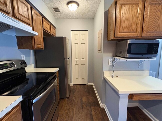 Building Photo - Great 2 Bedroom 2 Bath in Germantown
