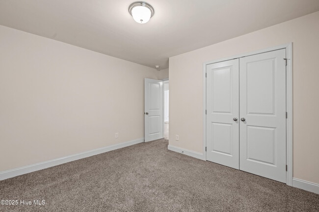 Building Photo - 135 Permeta Dr
