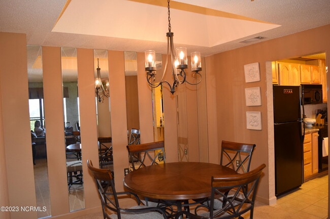 Building Photo - 303 Sugar Top Dr