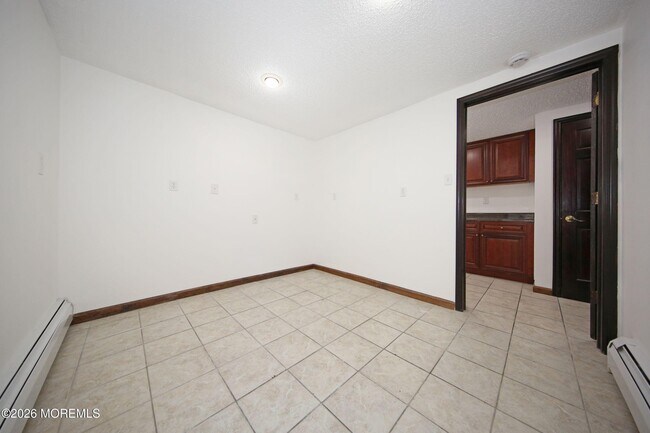 Building Photo - 60 Mathews St