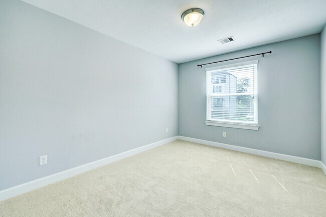 Building Photo - 1811 Wichita St