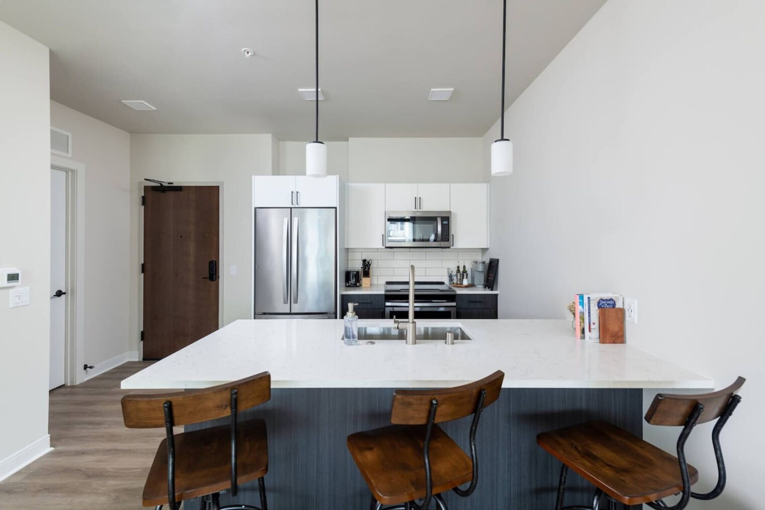 Building Photo - 1632 N Franklin Pl