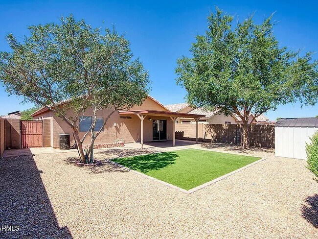 Building Photo - 15020 W Watson Ln