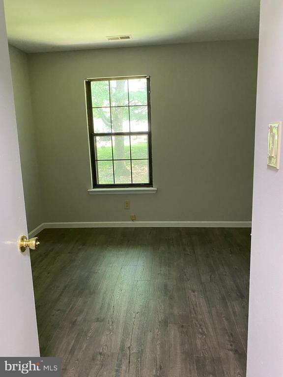 Building Photo - 157 Bradford Ct