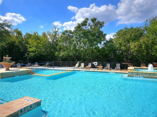 Building Photo - 6000 Shepherd Mountain Cove