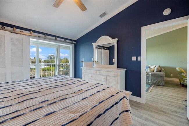 Building Photo - 841 Waterside Dr