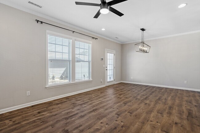 Building Photo - 6512 Perry Creek Rd