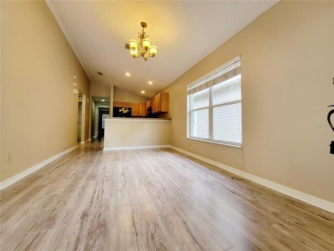 Building Photo - 2008 N Albany Ave