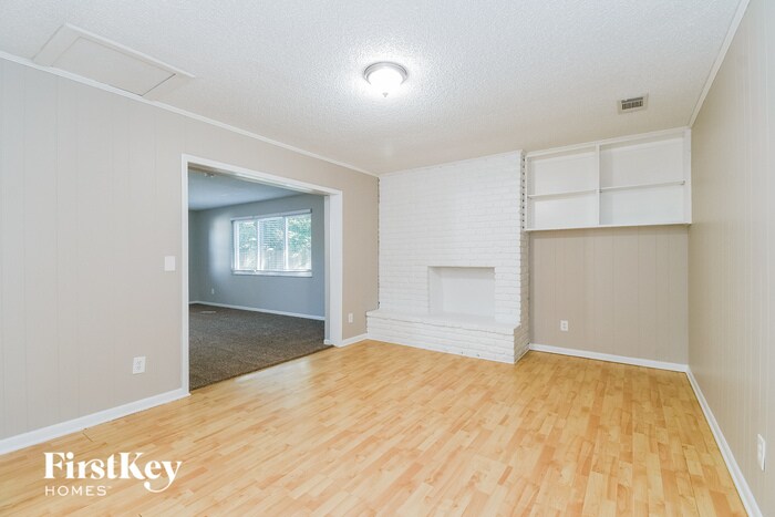 Building Photo - 8801 Coventry Ct