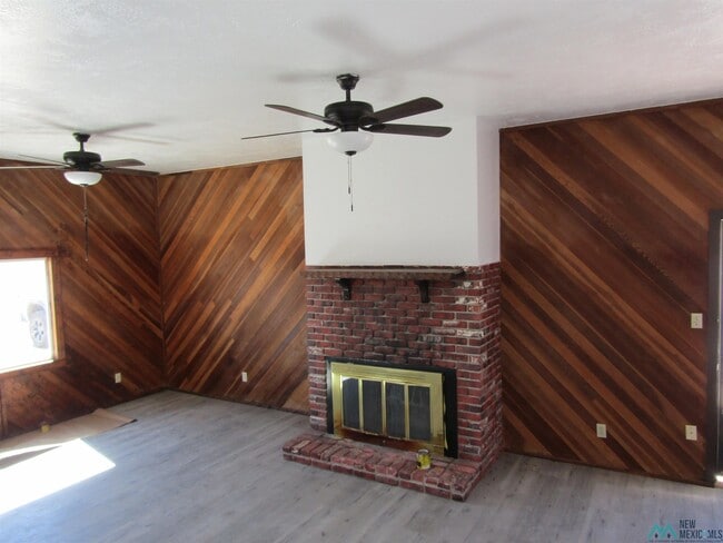 Building Photo - 3710 W Grand Ave