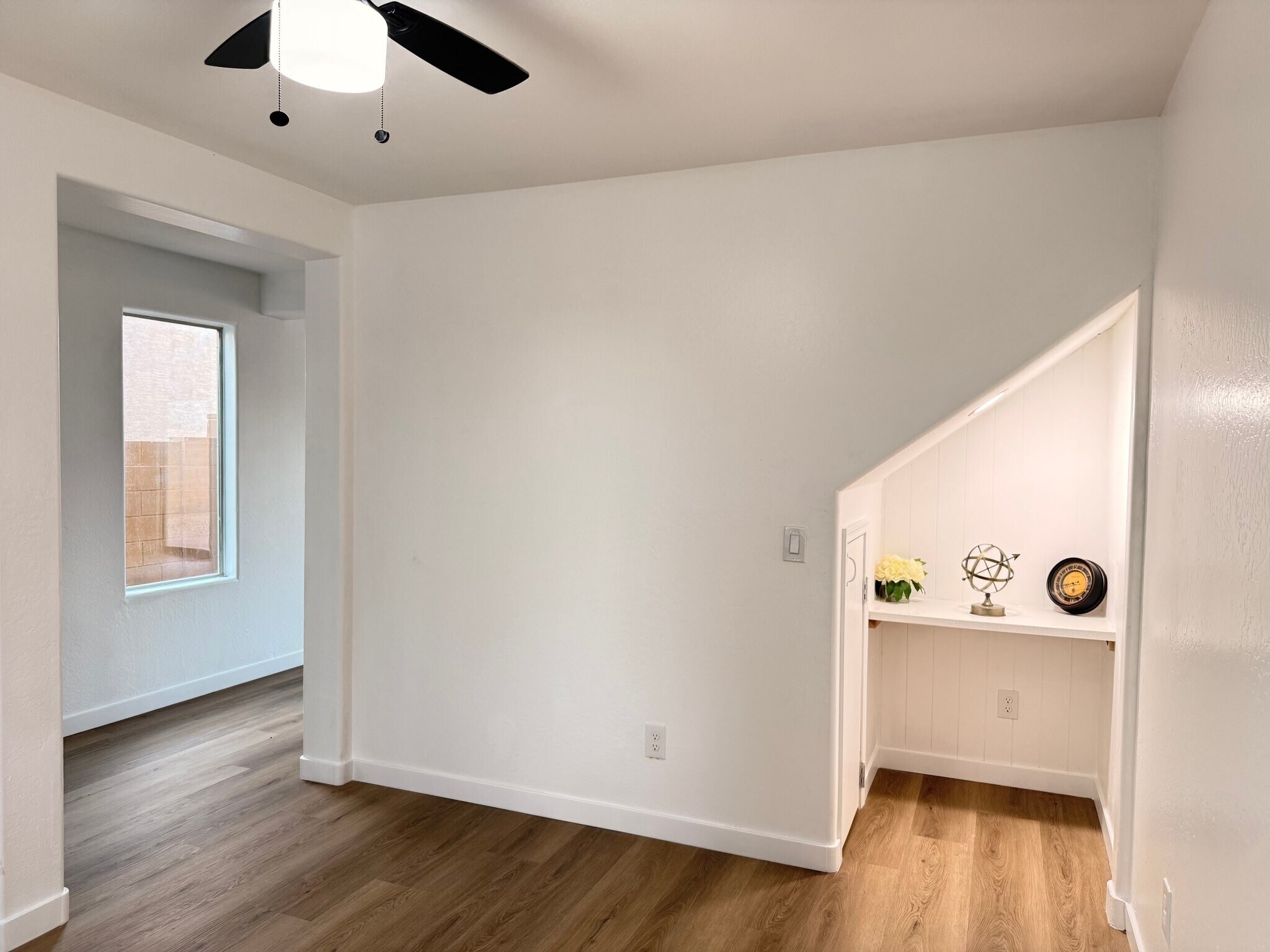 Building Photo - 4614 W Juniper Ave