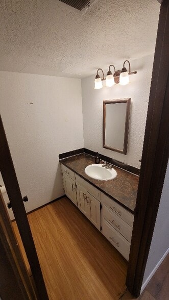 Building Photo - 9905 157th St E