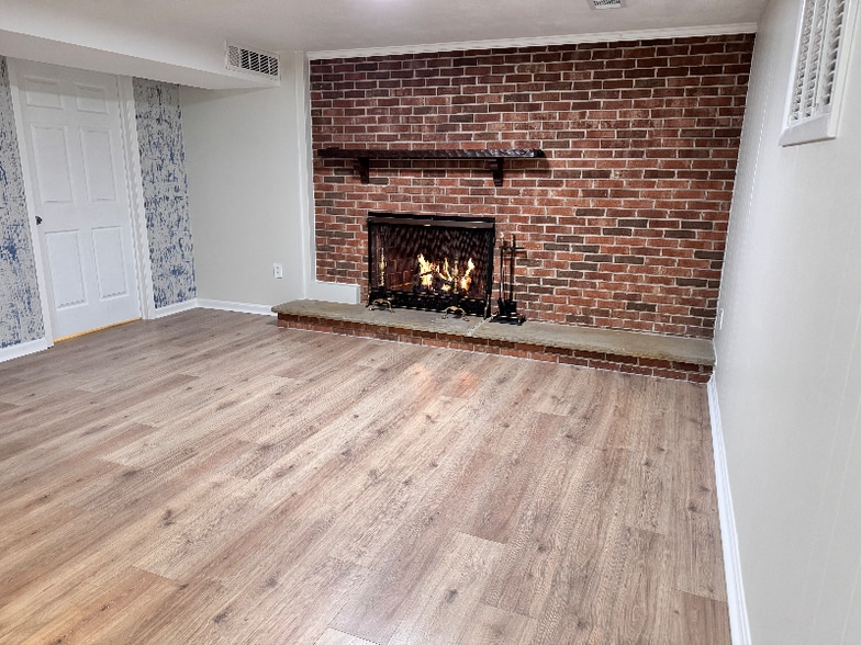 Building Photo - 4316 Josephine Ave