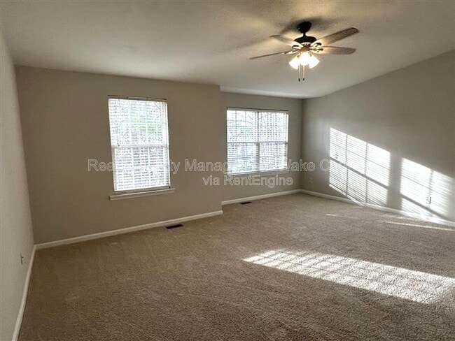 Building Photo - 2920 Barrymore St