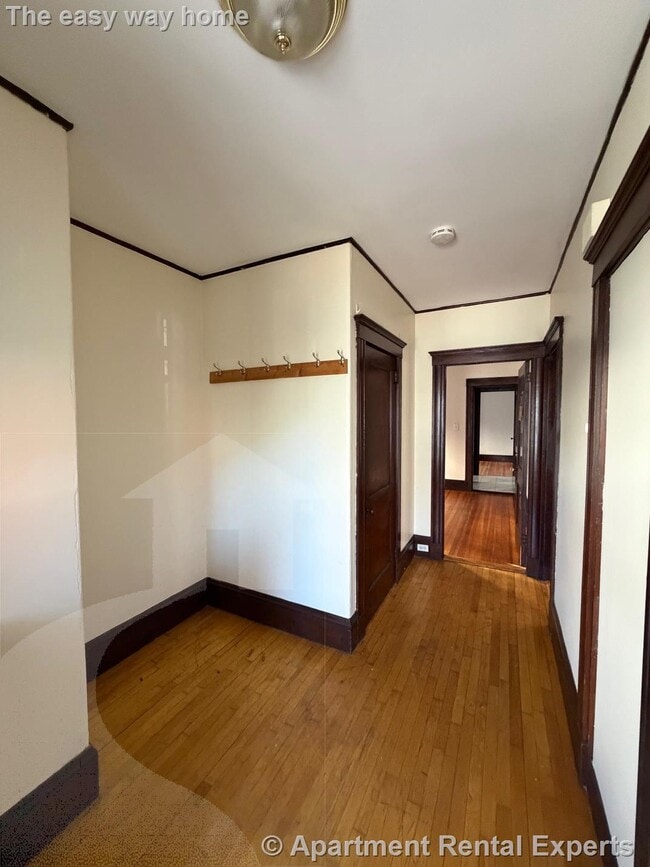 Building Photo - 41 Michigan Ave