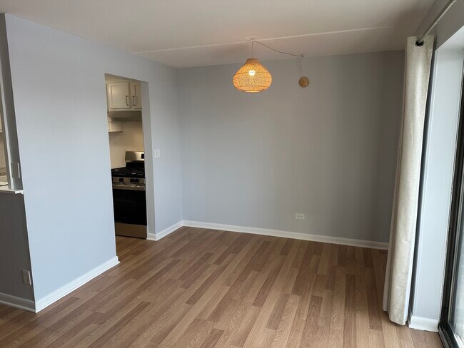 Building Photo - 1463 Mercury Dr