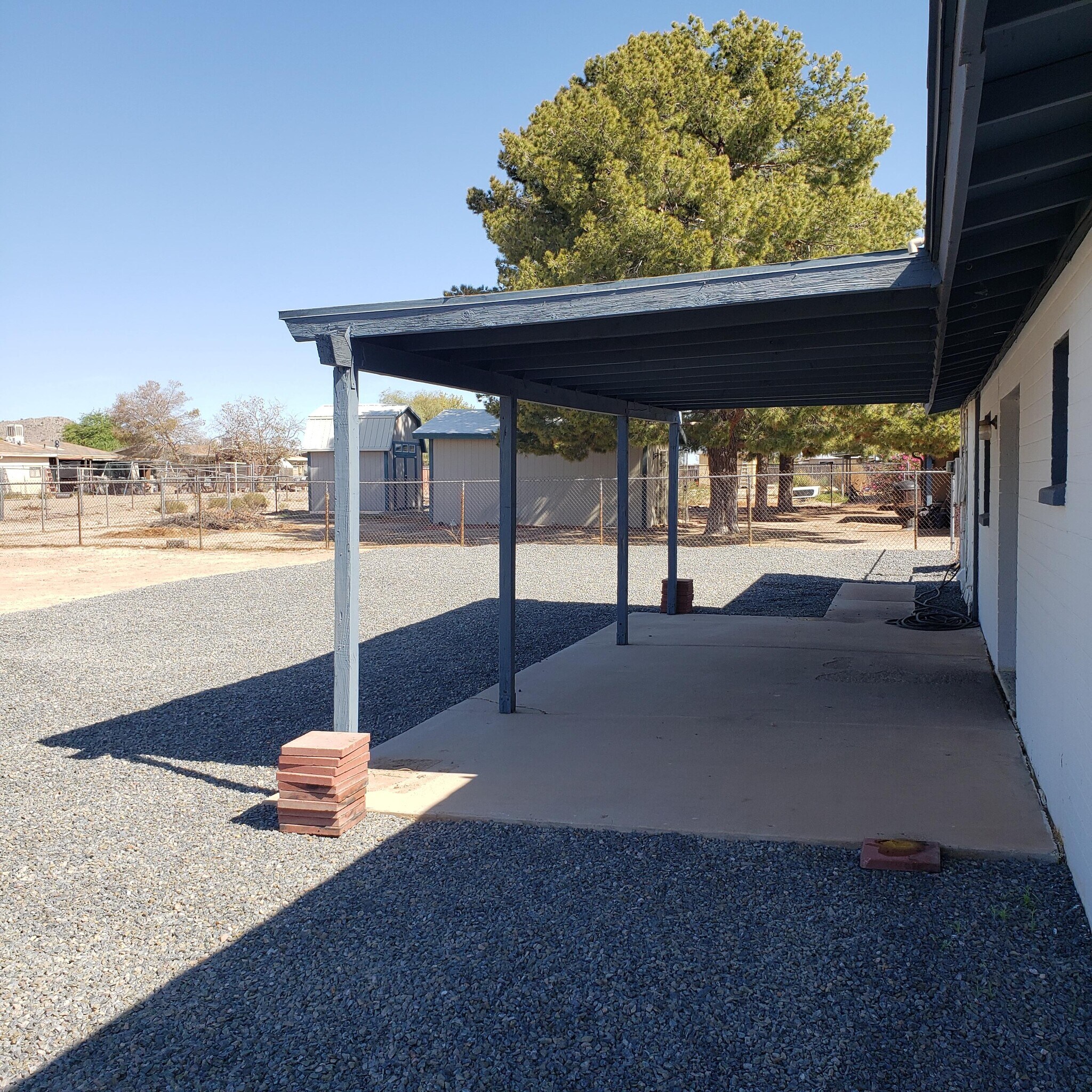 Building Photo - 11060 N Faldale Rd