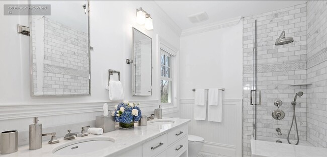 Building Photo - 496 Wainscott Harbor Rd