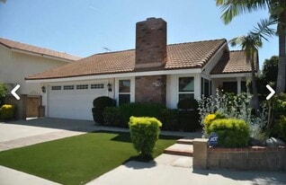 Building Photo - 20102 Divino Dr