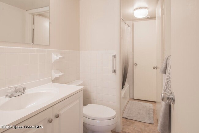 Building Photo - 500 Palm Springs Blvd