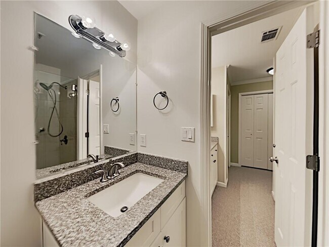 Building Photo - 1217 Highland Bluff NW