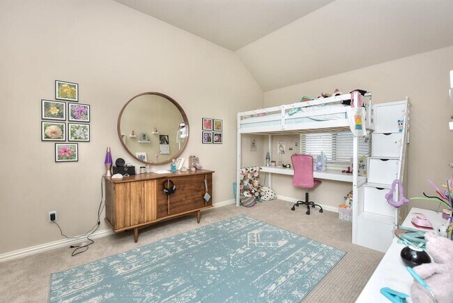 Building Photo - 117 Salt Fork Dr
