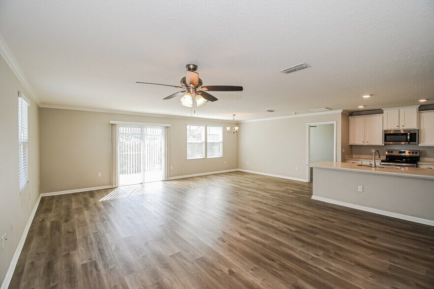 Building Photo - 2231 Pebble Point Dr