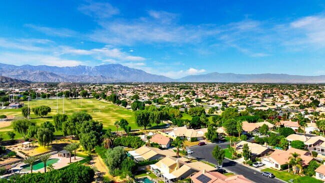 Building Photo - 45930 Las Colinas