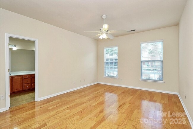 Building Photo - 10212 Jacobs Creek Dr