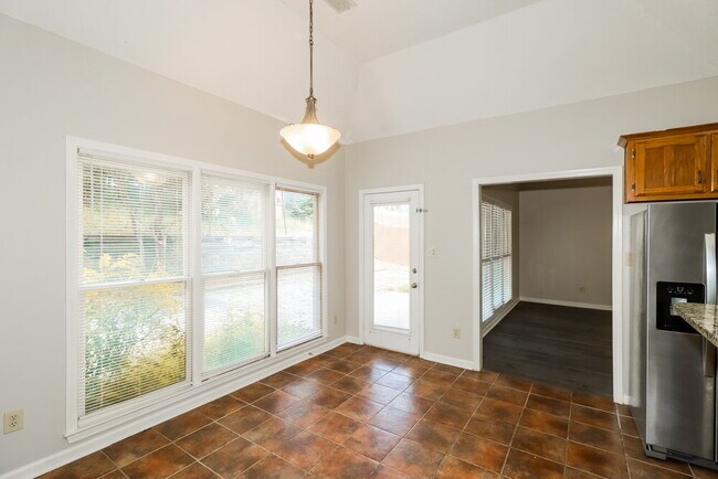 Building Photo - 9224 Chimneyrock Blvd.