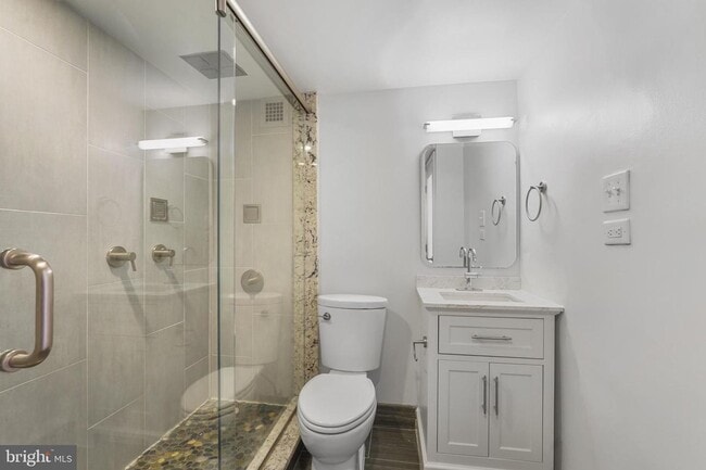 Building Photo - Westend/Dupont Gem!