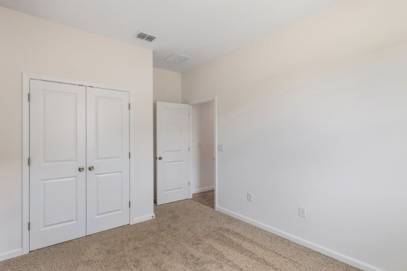 Building Photo - 3747 Watercliff Cir