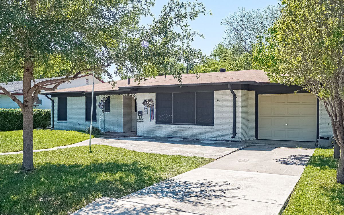 Building Photo - 418 Shannon Lee St