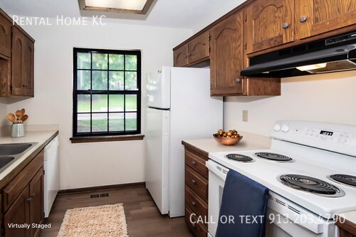 Building Photo - 4813 Woodward-