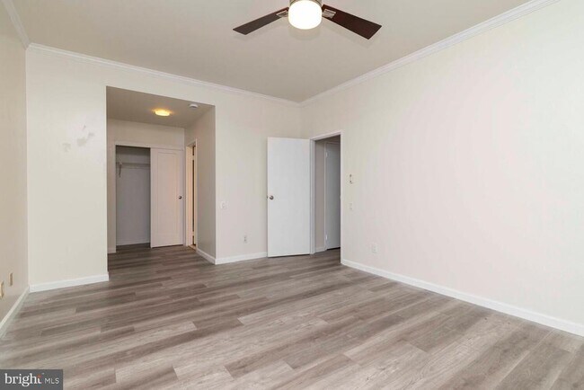 Building Photo - 102 Church St