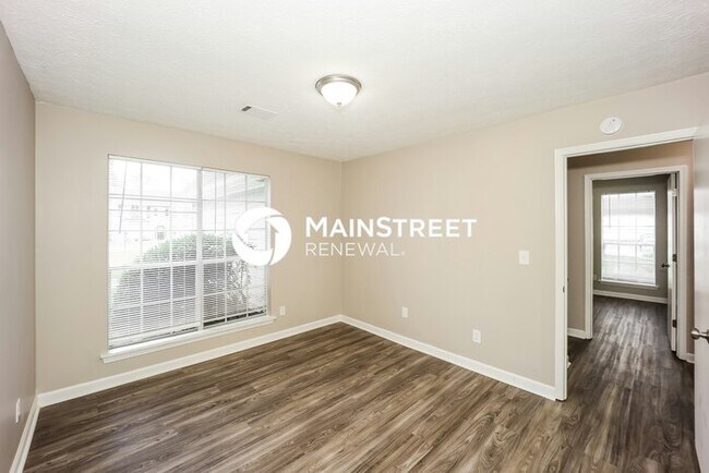 Building Photo - 3 Bedroom Pet-Friendly Home in Atlanta, GA with Main Street Renewal