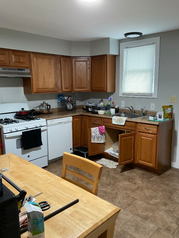 Building Photo - 230 Cumberland St