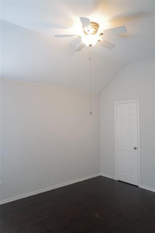 Building Photo - 9212 Regal Oaks Dr